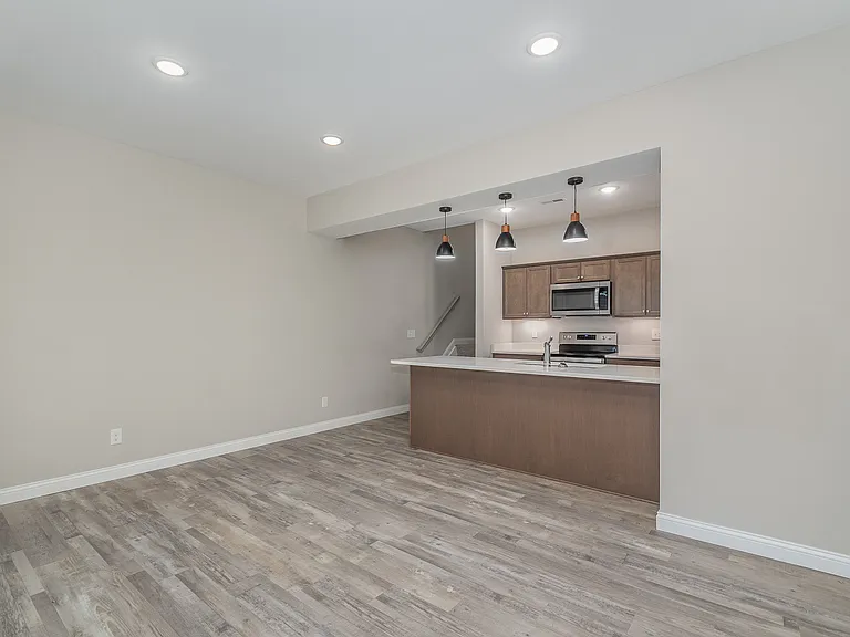 2017 Terrace Ct — Photo 4