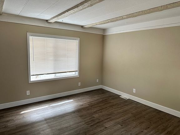 2nd image of 141 Camelot Dr