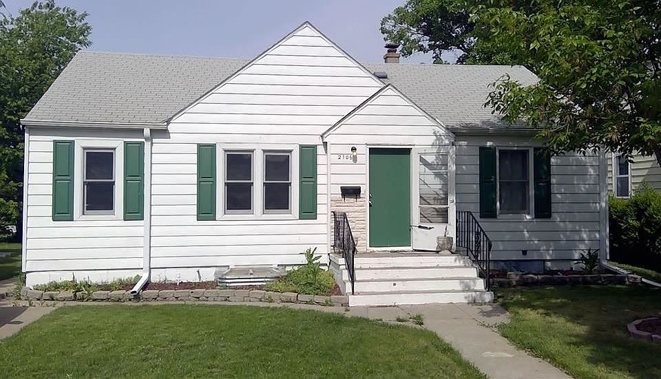 1st image of 2106 12th Ave