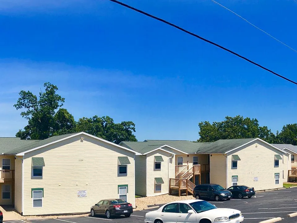 1120 Mace Rd #1