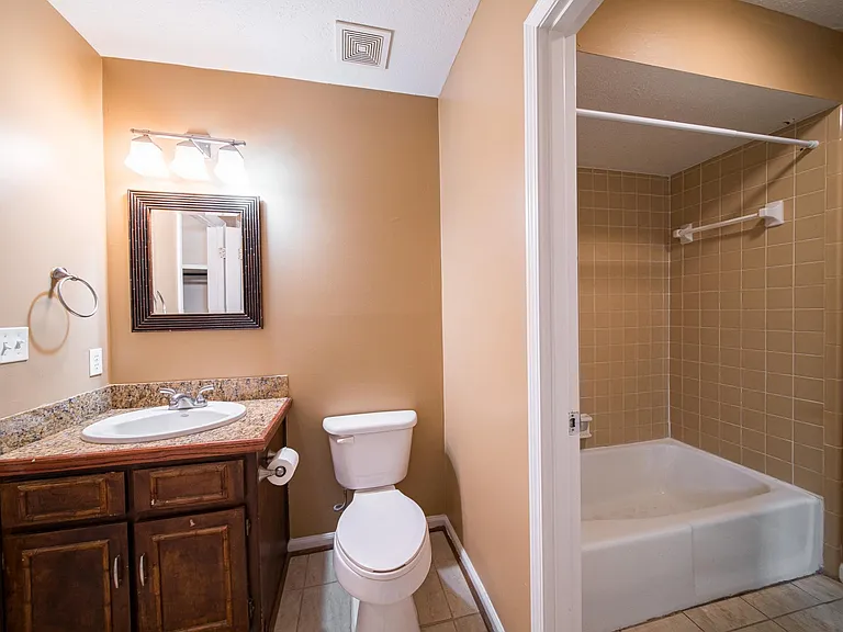 5500 Gunboat Dr #B — Photo 18