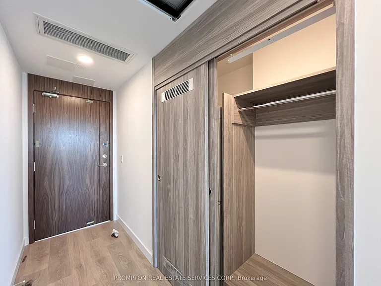68 Esther Shiner Blvd #2016 — Photo 24