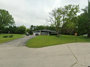 18345 Ashlea Dr, Brookfield, WI 53045