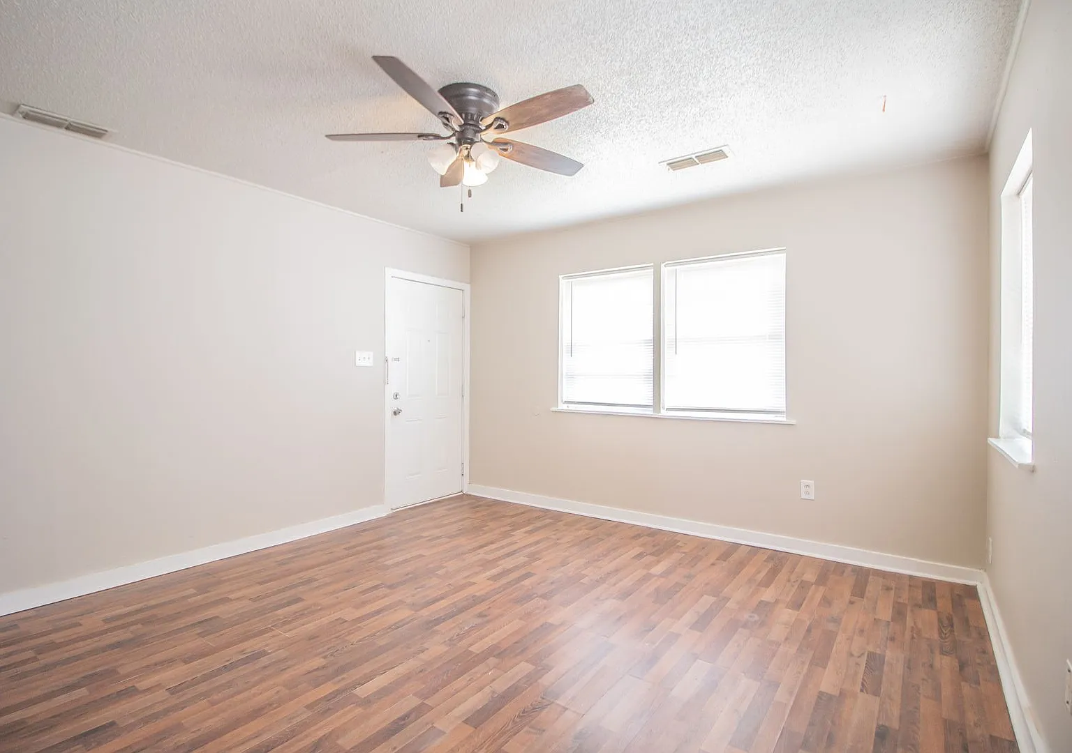 Updated 3-Bedroom Home for Rent in Central Lubbock — Photo 4
