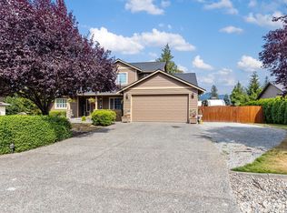 17223 River Rock Rd, Mount Vernon, WA 98274