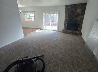 1610 Dudley Pl, Santa Rosa, CA 95401