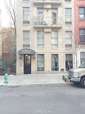 Rented by City Connections Realty | media 15