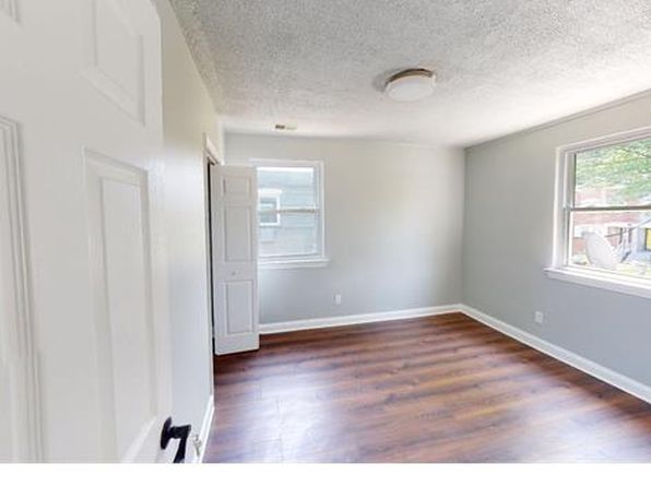 4608 Hillside Rd SE APT 3