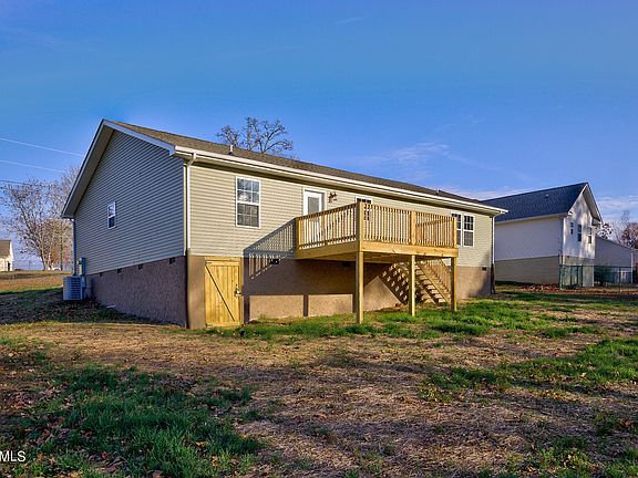 3rd image of 135 Timber Ridge Dr #14