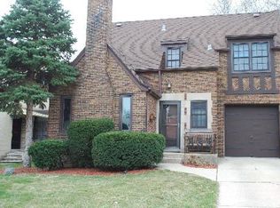 9806 S Bell Ave, Chicago, IL 60643