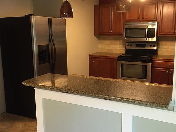 5th image of 103 Martingale Dr