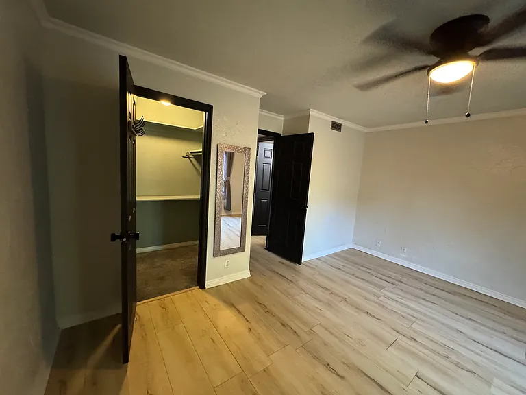 E Springcrest Ct — Photo 10