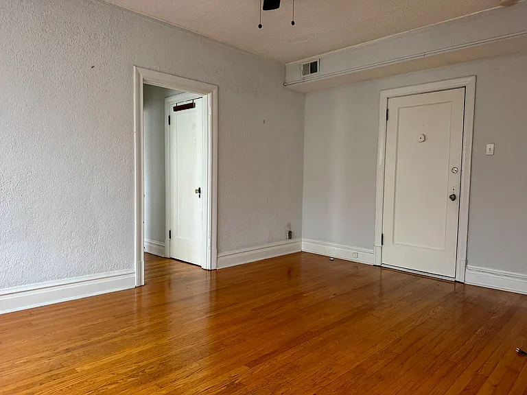 7355 Lindell Blvd #206 — Photo 14