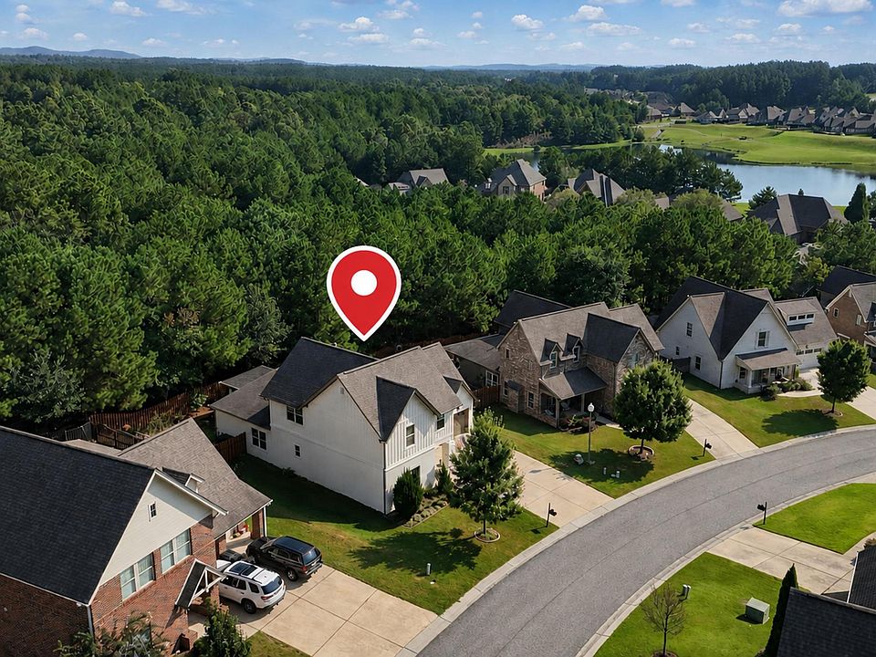 2nd image of 160 Lake Chelsea Dr