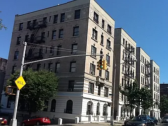 220 Wadsworth Avenue in Fort George