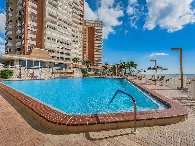 Community Outdoor heated Pool (Open Year-Round)