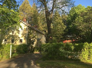 74 Washington Ave, Northampton, MA 01060