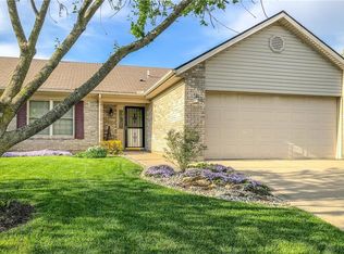 141 Warner Dr, Englewood, OH