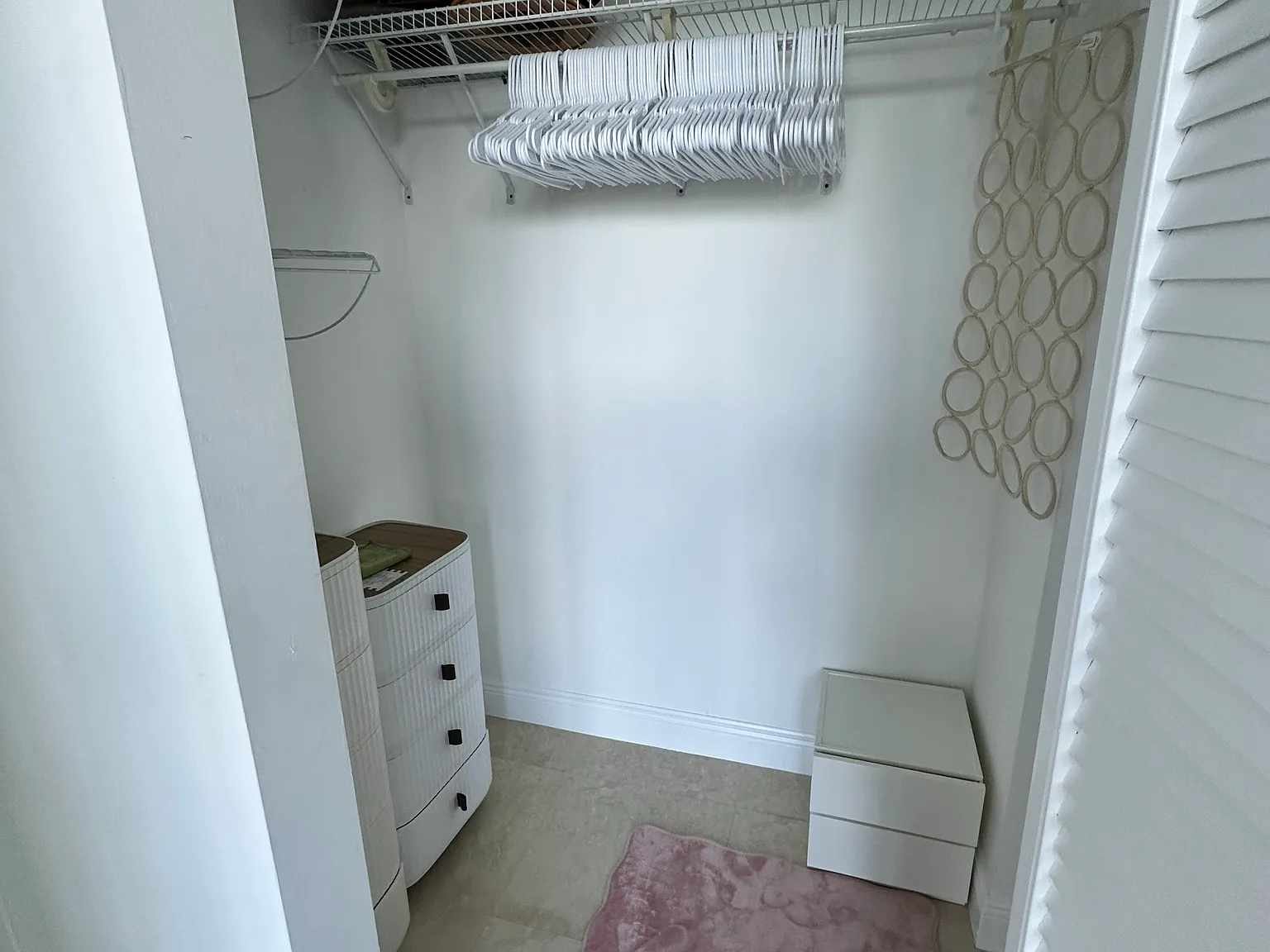 1 bed, 1.5 bath, 807 sqft, $3,200 — Photo 4