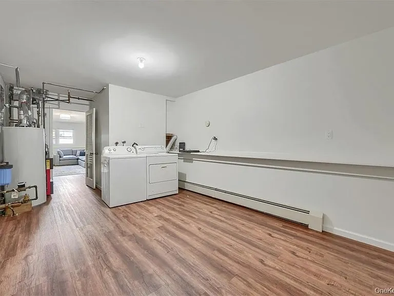 31 Gleason Dr — Photo 23