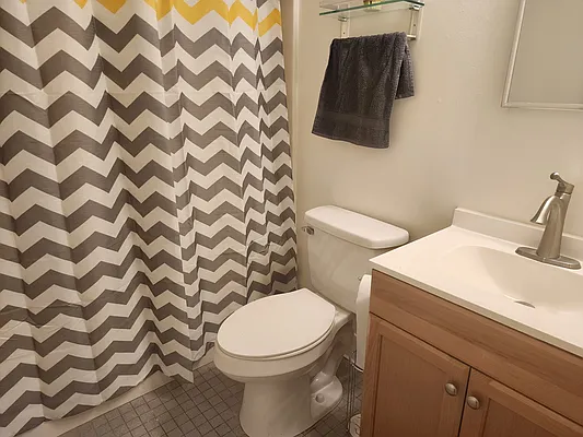 Rented by Capri Jet Realty Corp | media 7