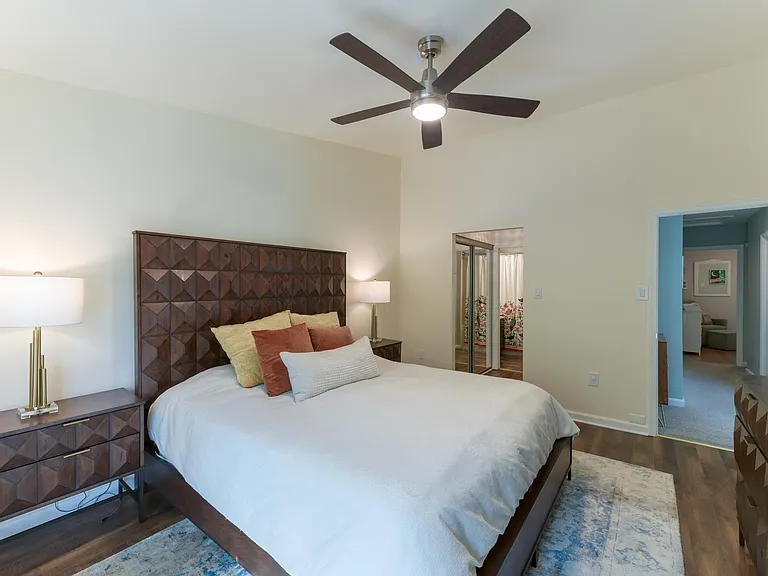 1527 Casino Cir — Photo 22