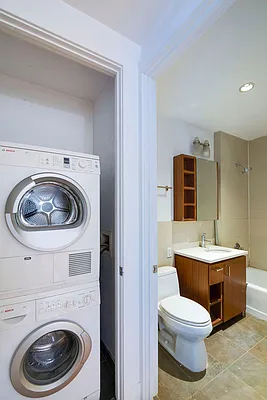 Rented by Bouklis Group | media 4