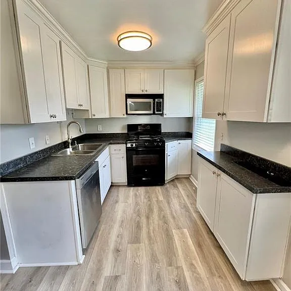 1320 Gabriel Dr — Photo 3
