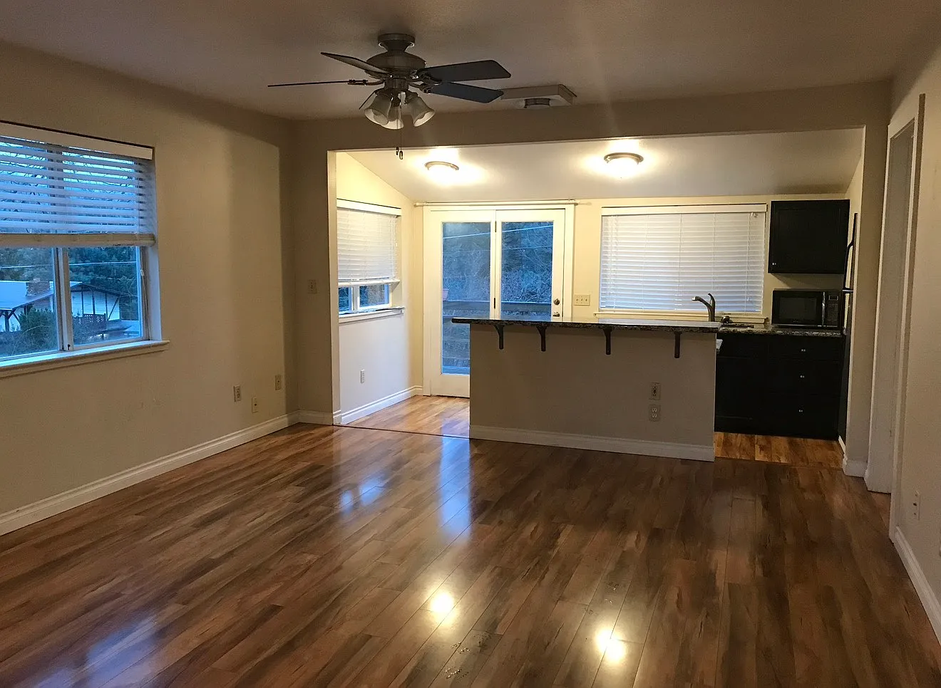 2 bed, 1.5 bath, 1180 sqft, $2,600 — Photo 1