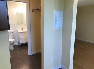 11 SW Curry St APT 14, Portland, OR 97239