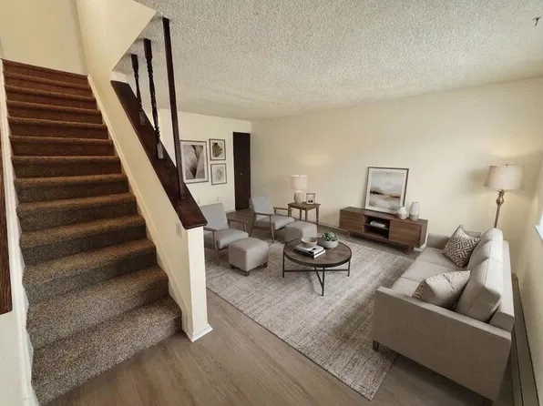 Lovely 2 Bedroom 1.5 Bath 2-Story Townhome - SW Loveland!, 2330 S Colorado Ave E, Loveland, CO 80537