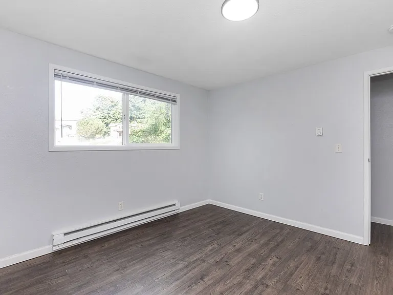 6118 Kenwood Dr — Photo 22