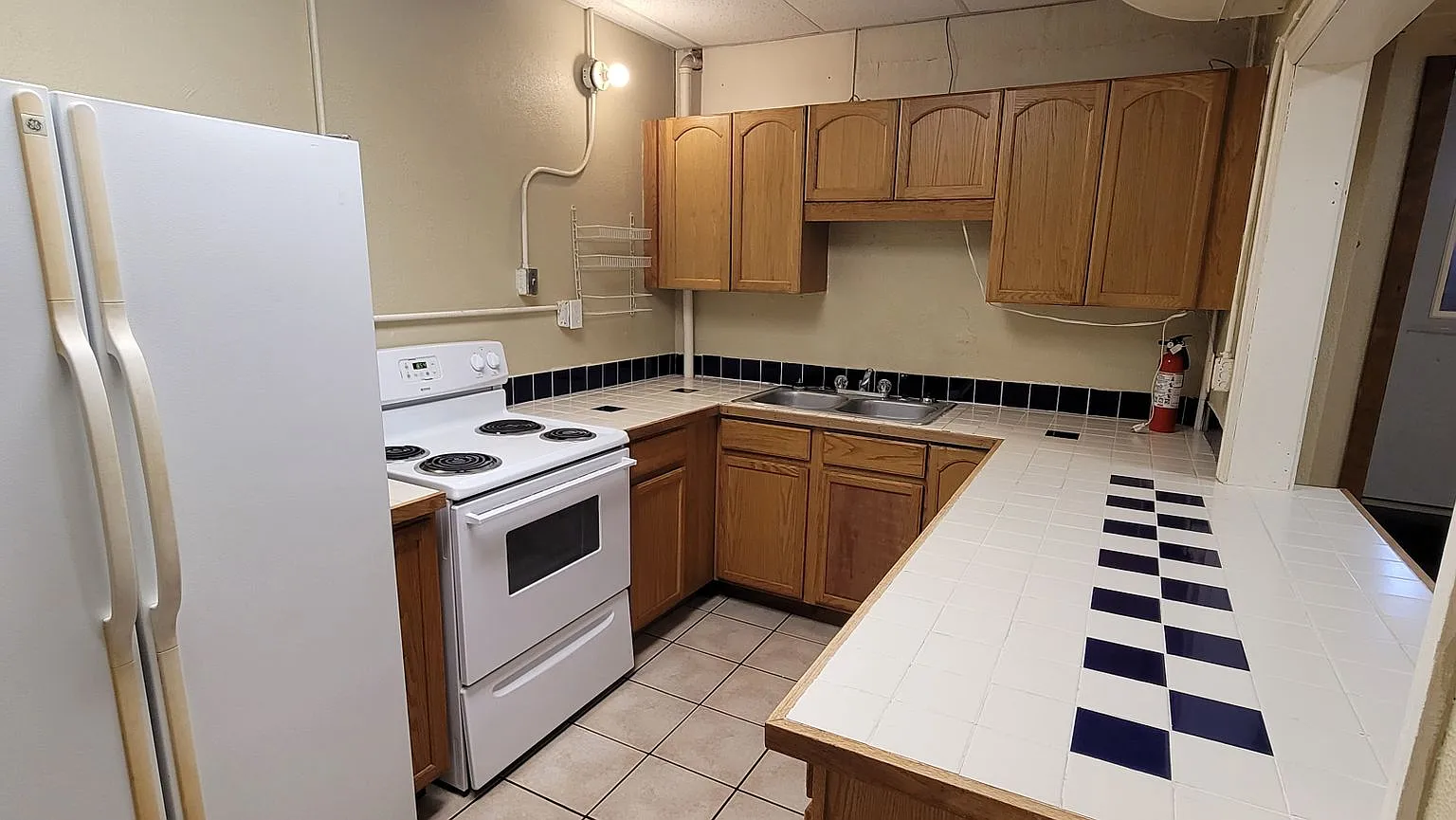 422 4th St SE — Photo 3