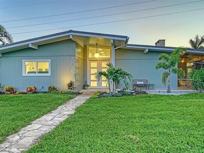 302 45th St W, Bradenton, FL, 34209
