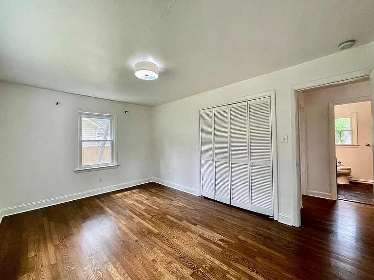 5621 Larry Ave — Photo 23