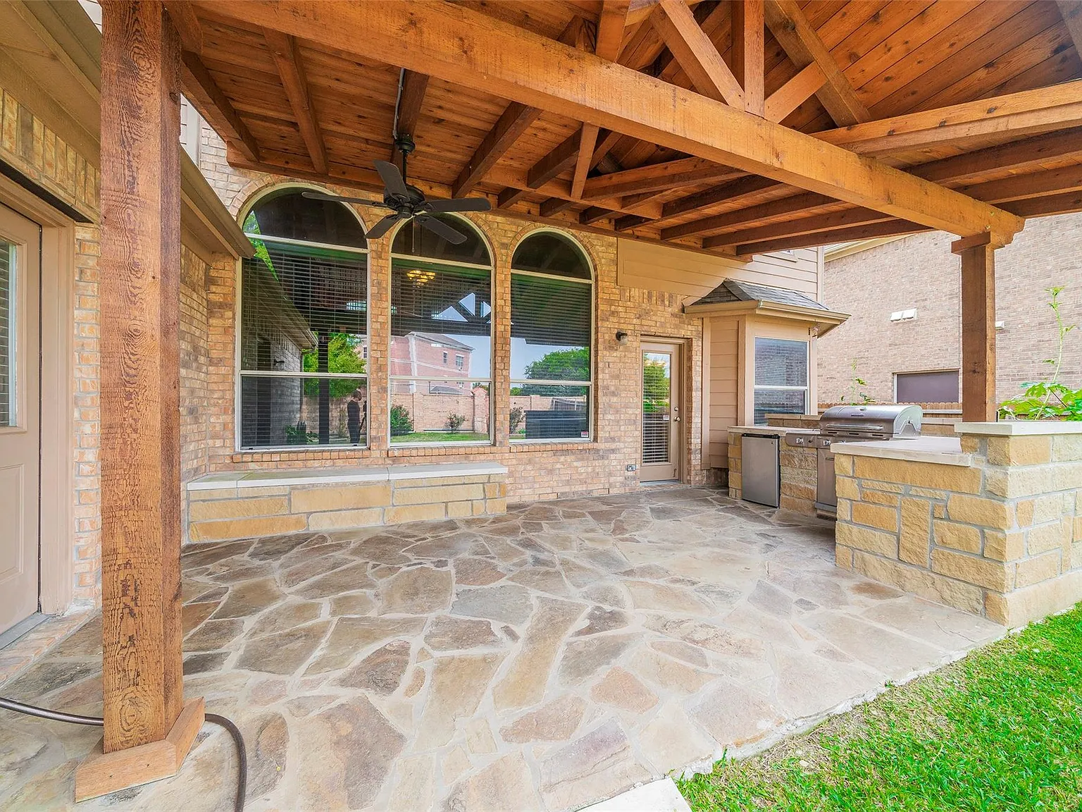 10070 Teal Hollow Dr — Photo 3
