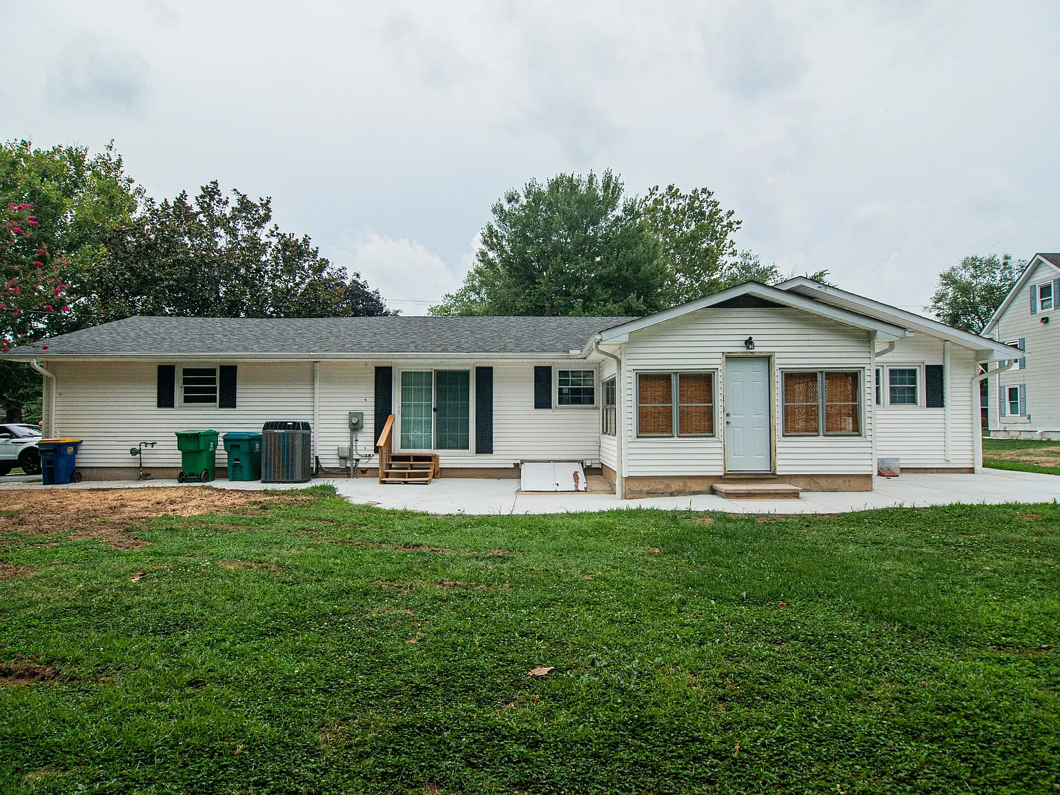 Weeks- 699 S. Old Mill Road - 1 — Photo 1