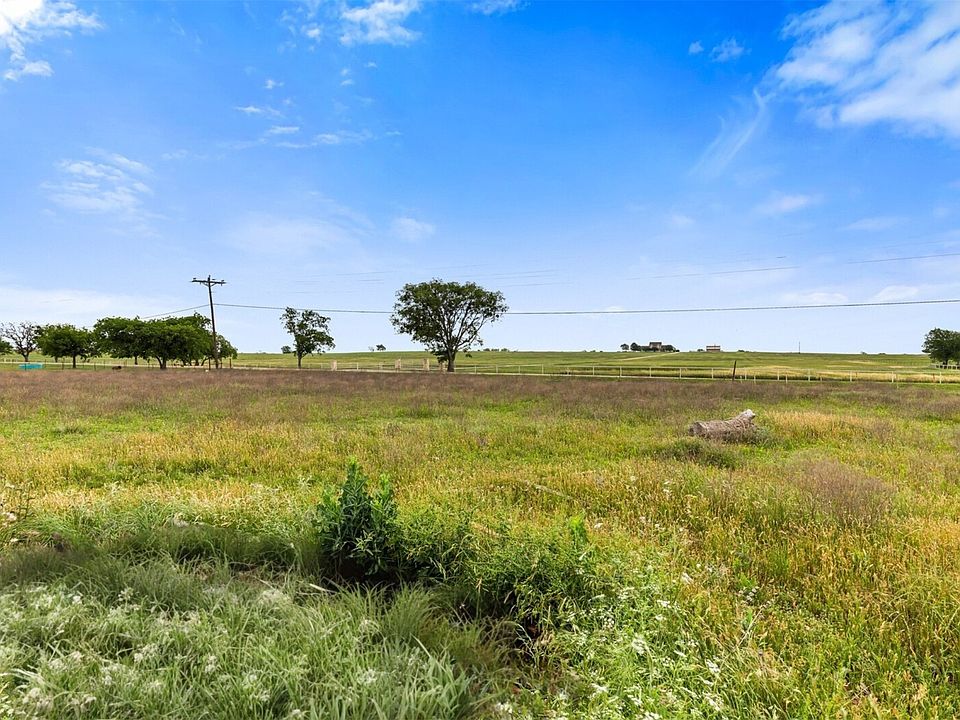 2nd image of 729 Twin Bends Rd