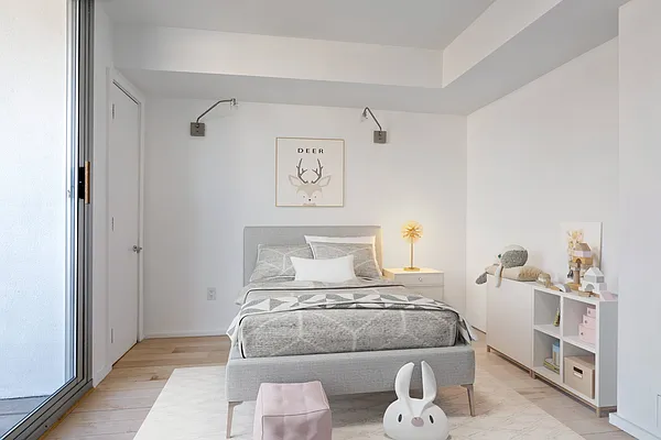 Sold by Compass | media 9