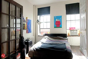 Rented by Wave Real Estate Group