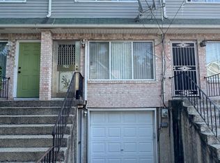 299 Harbor Rd, Staten Island, NY 10303