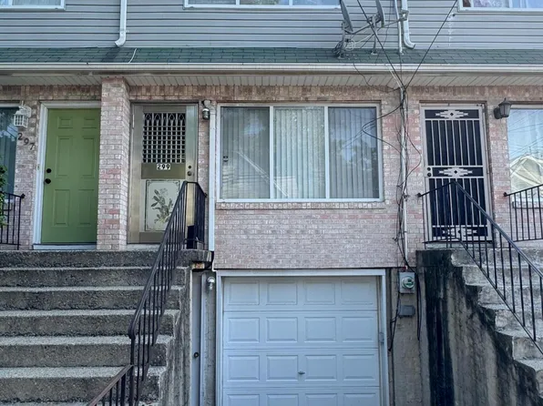 299 Harbor Rd, Staten Island, NY 10303