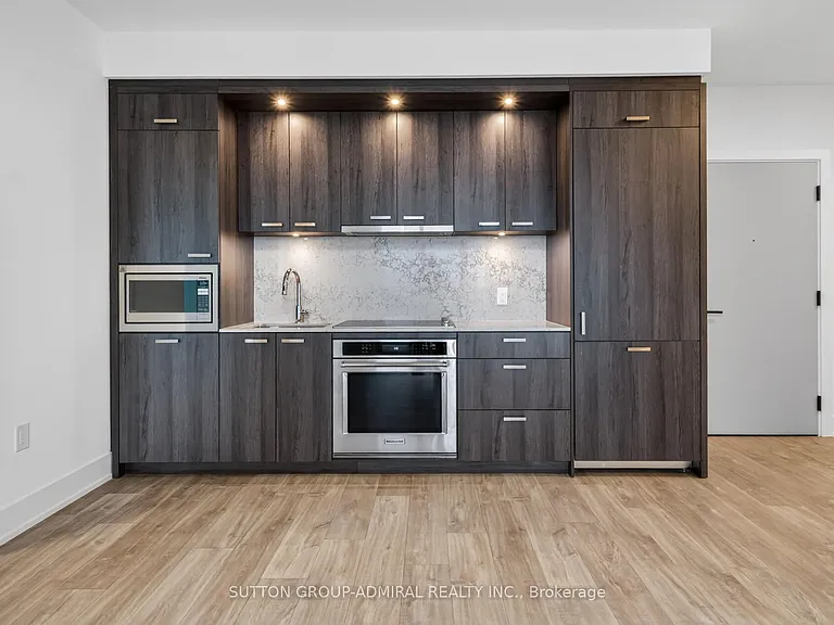858 Dupont St #534 — Photo 12
