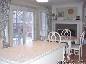 4th image of 1701 Lincoln Knolls Dr