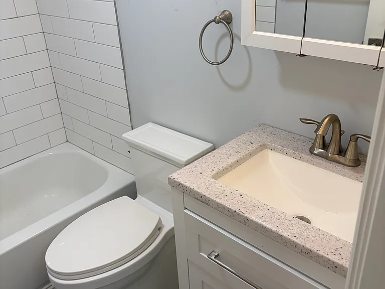 906 Erdner Ave #1 — Photo 6