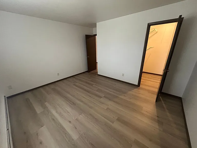 11322 W National Ave — Photo 12