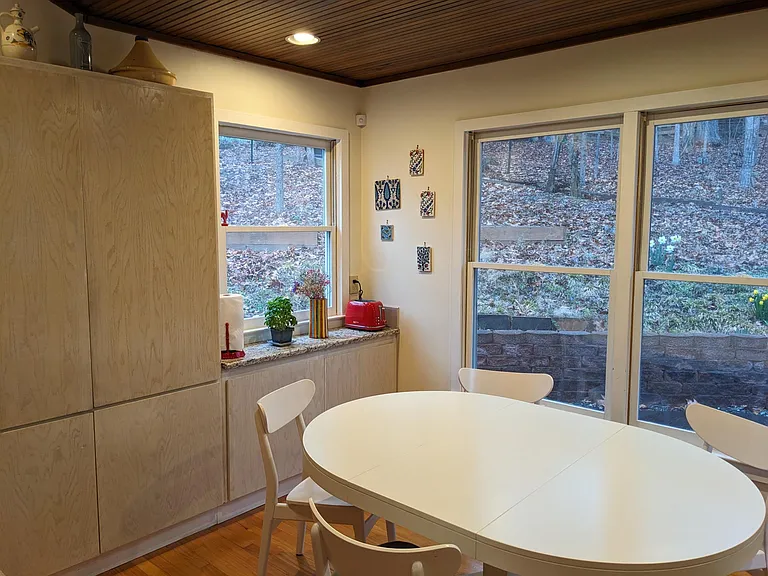 616 Rock Creek Rd — Photo 2
