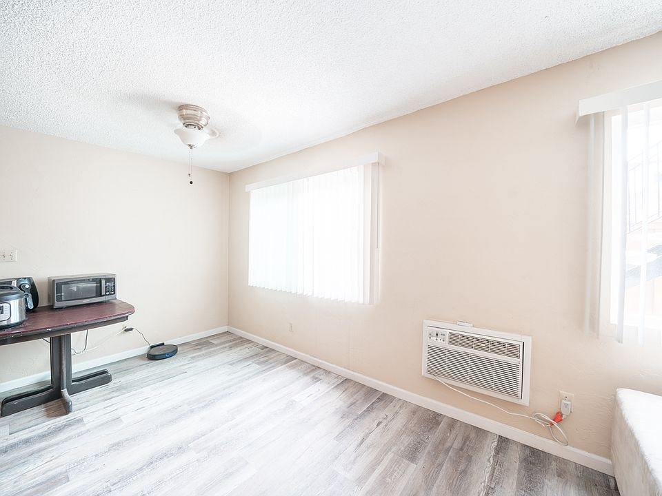 1st image of 4182 Texas St #7
