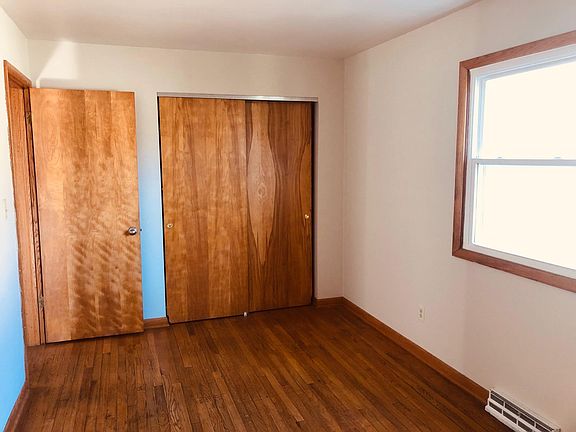 2nd image of 1378 Hollywood Pl #A