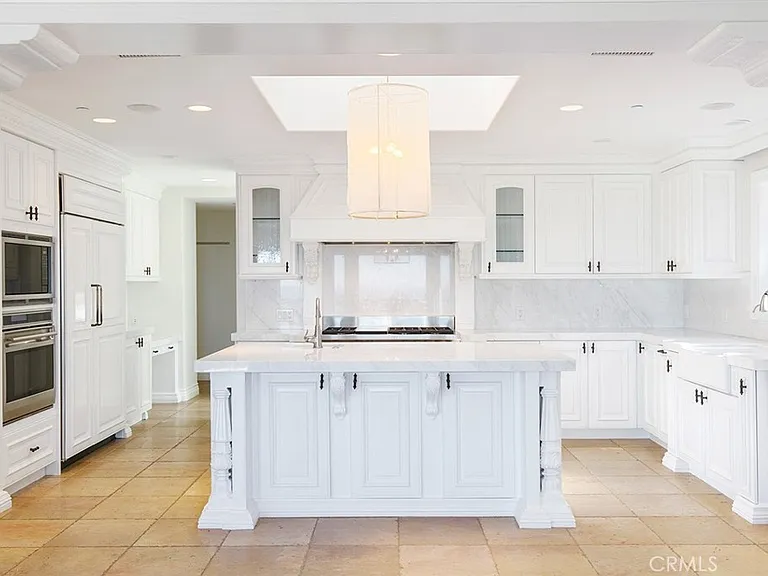 517 Emerald Bay — Photo 5
